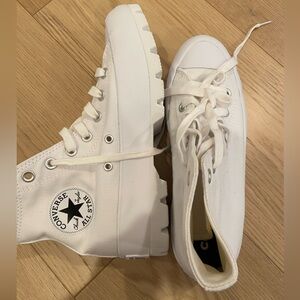 NWOT Converse shoes